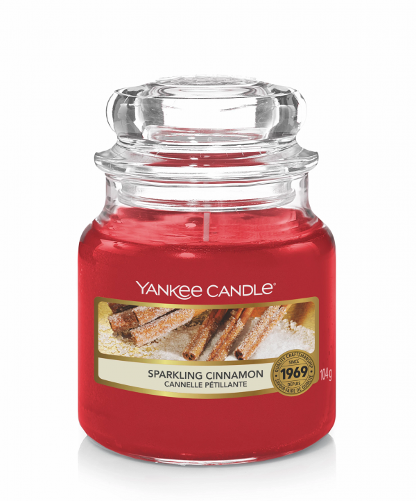 Yankee Candle Small Jar Sparkling Cinnamon 1
