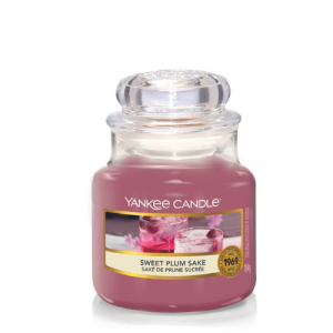 Yankee Candle Small Jar Sweet Plum Sake 2