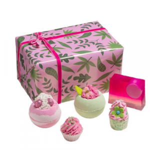 Bomb Cosmetics Palm Springs Gift Pack 14