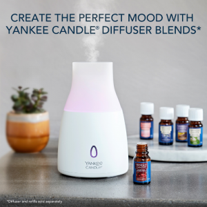 Yankee Candle Black Cherry Ultrasonic Aroma Diffuser Starter Kit 2