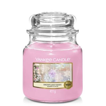 Yankee Candle Medium Jar Snowflake Kisses 2