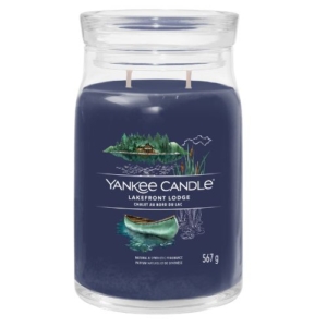Yankee Candle Lakefront Lodge