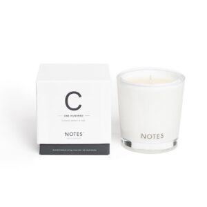 NOTES Medium Candle C Smoked Amber & Oud