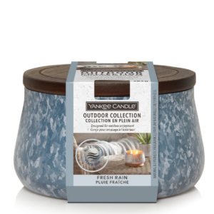 Yankee Candle Outdoor Candle Fresh Rain