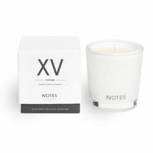 NOTES Medium Candle XV Passion flower & Coconut